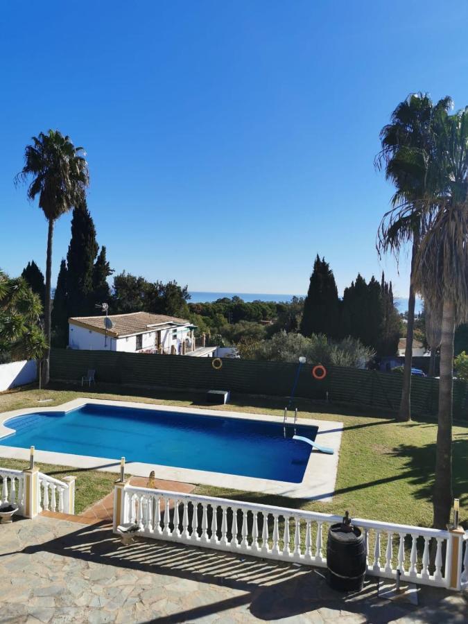 Villa grande piscine 5 min de la mer Málaga Extérieur photo